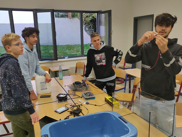 Projektprüfung in der Jahrgansstufe 9